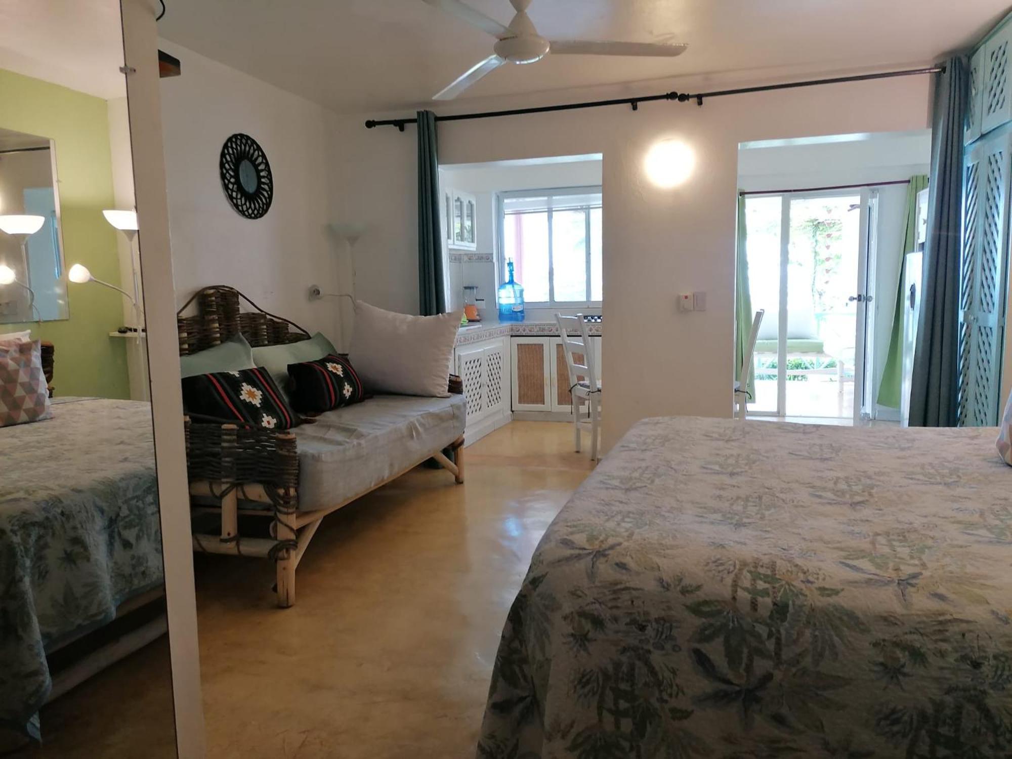 לאס גלראס B&B Aparthotel La Isleta מראה חיצוני תמונה